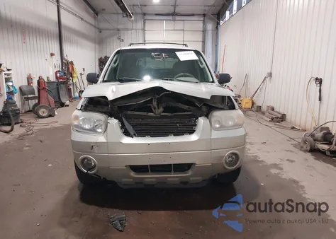 2005 Ford Escape Limited z USA, uszkodzony, nr VIN 1FMCU04165KE24049